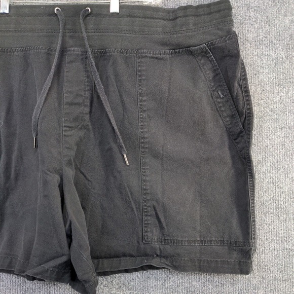 Terra & Sky Women's Chino Shorts Black Size 4X 28W-30W Cotton Blend - Picture 7 of 11
